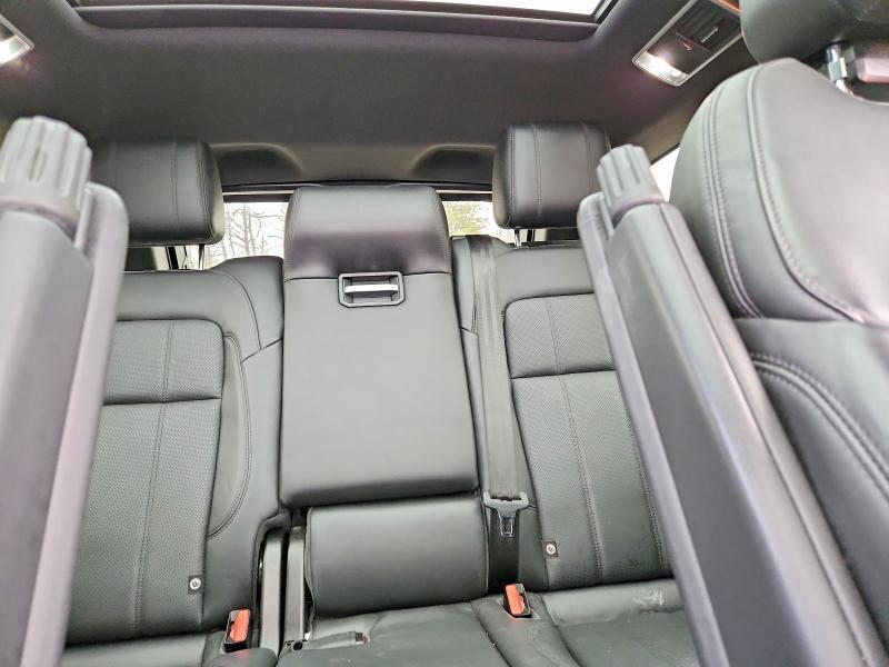 SALWR2RU4KA875122 2019 Land Rover Range Rover photo no. 10