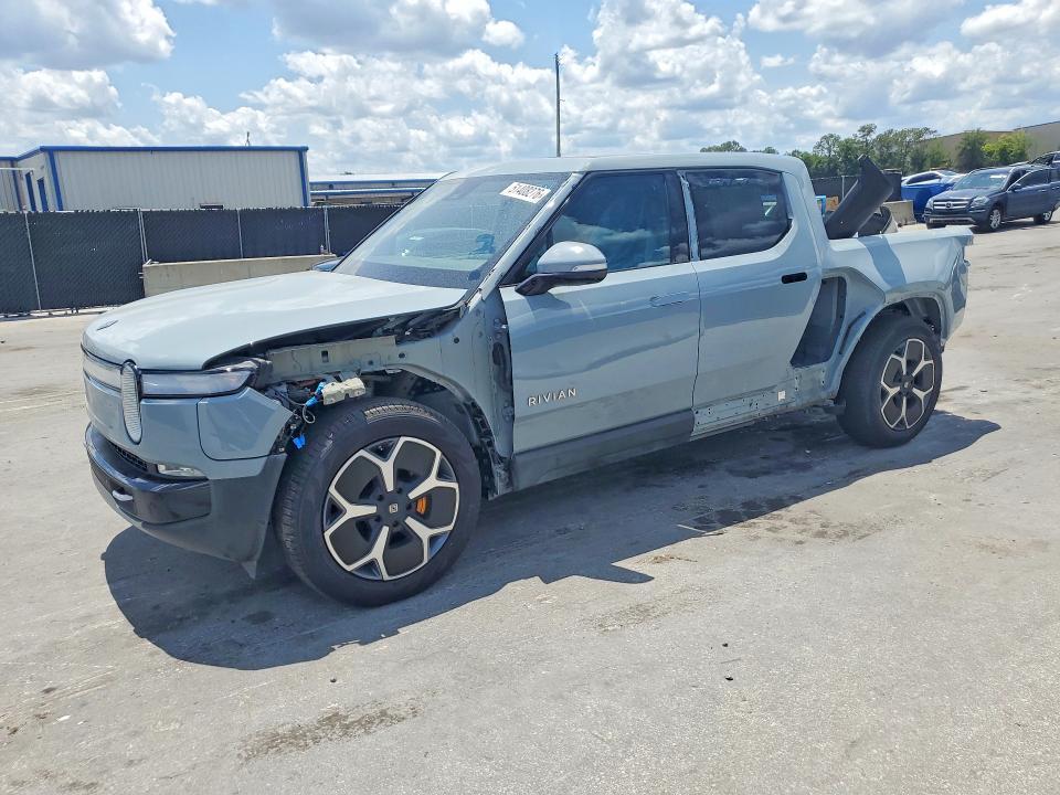 7FCTGAAA4NN006751 2022 Rivian R1T photo no. 1