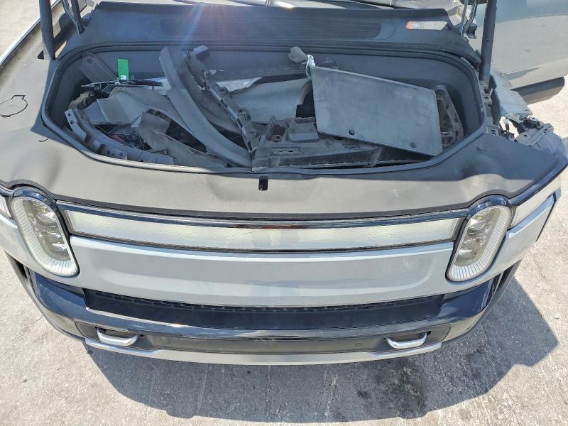 7FCTGAAA4NN006751 2022 Rivian R1T photo no. 11