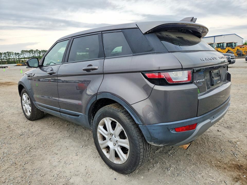 SALVP2BG3HH234484 2017 Land Rover Range Rover photo no. 2