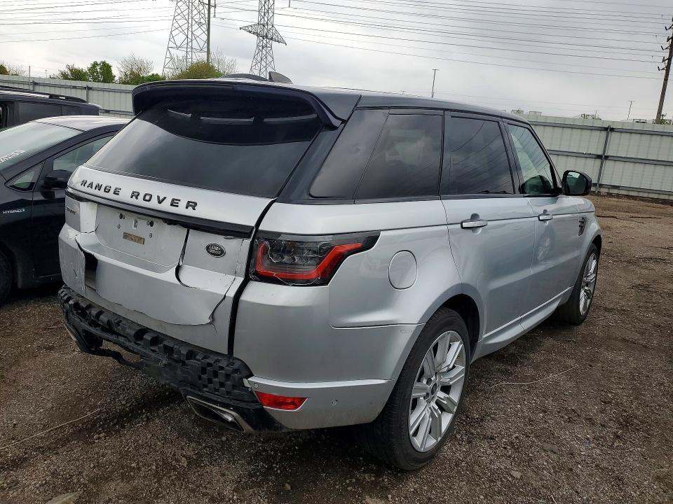 SALWV2SV3JA802398 2018 Land Rover Range Rover photo no. 3