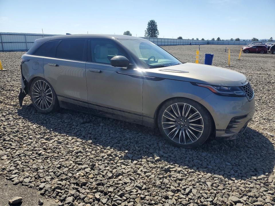 SALYM2RV4JA757201 2018 Land Rover Range Rover photo no. 4