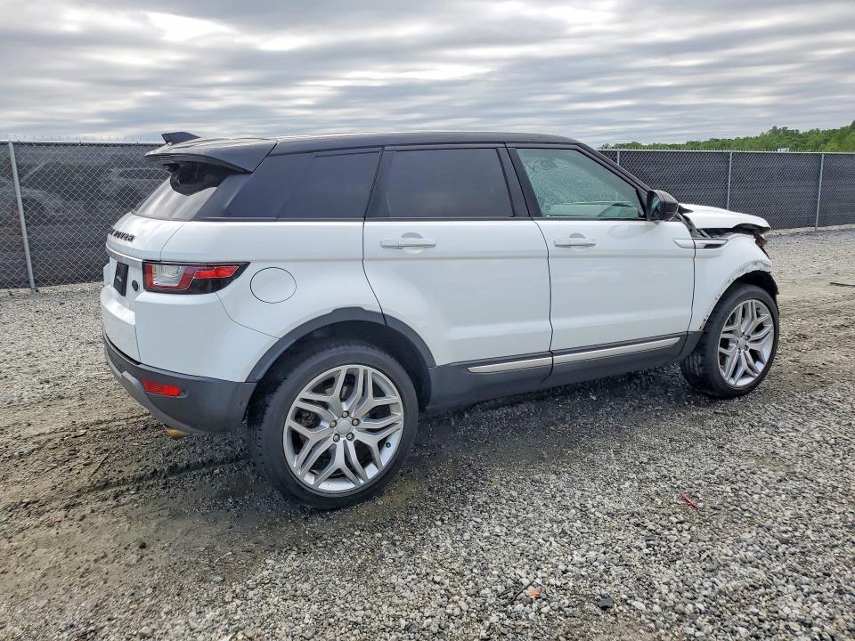 SALVR2BG7HH213714 2017 Land Rover Range Rover photo no. 3