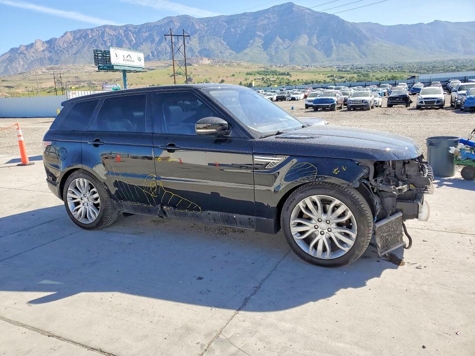 SALWR2FV4HA141540 2017 Land Rover Range Rover photo no. 4