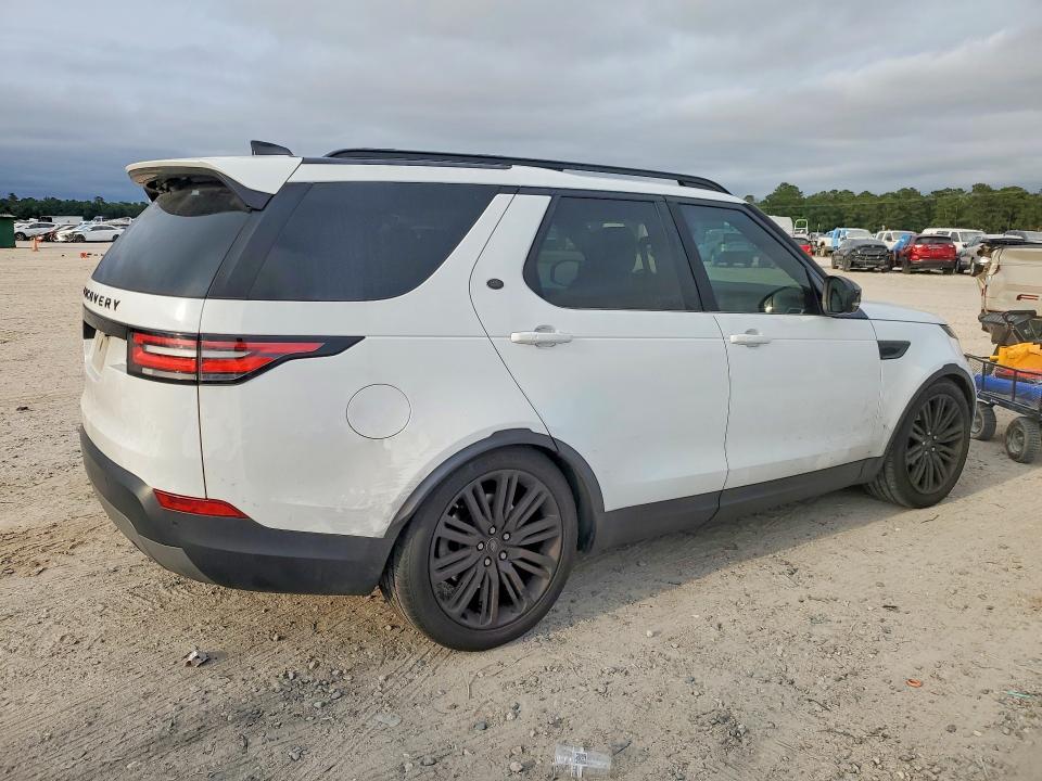 SALRRBBVXHA045771 2017 Land Rover Discovery photo no. 3
