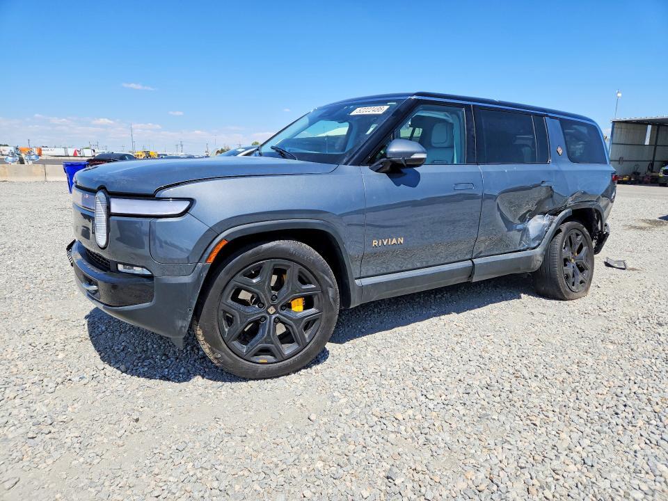 7PDSGABA8PN010149 2023 Rivian R1S photo no. 1