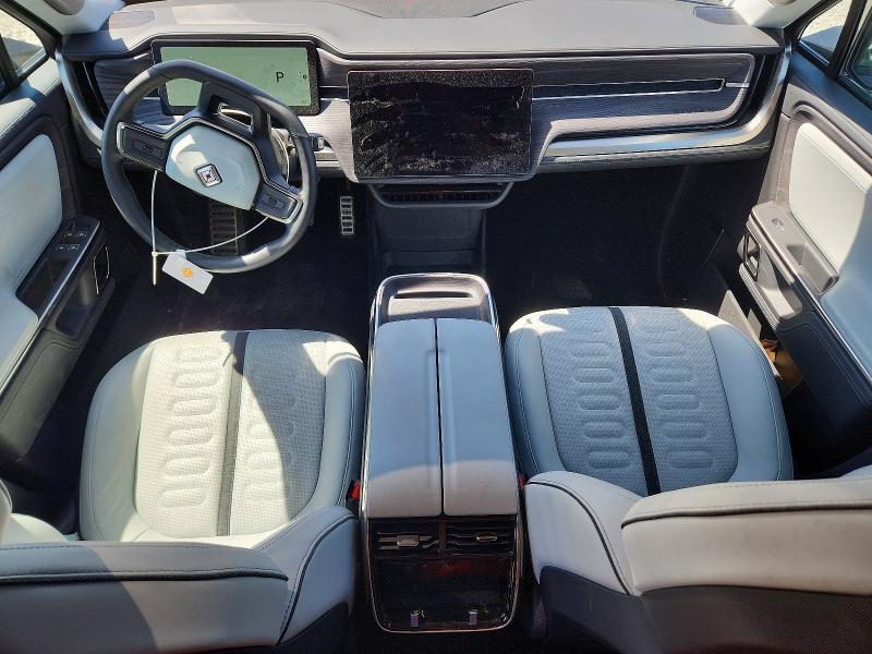 7PDSGABA8PN010149 2023 Rivian R1S photo no. 8