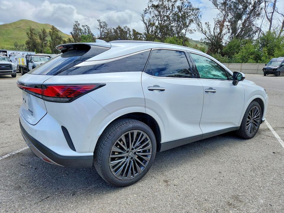 2T2BBMCA0TC113094 2026 Lexus RX photo no. 3