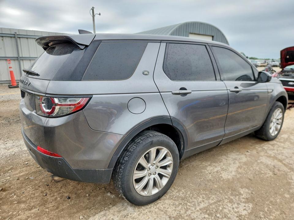 SALCP2BG2HH668239 2017 Land Rover Discovery photo no. 3