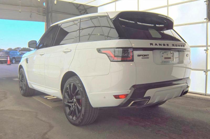 SALWV2REXJA188682 2018 Land Rover Range Rover photo no. 3