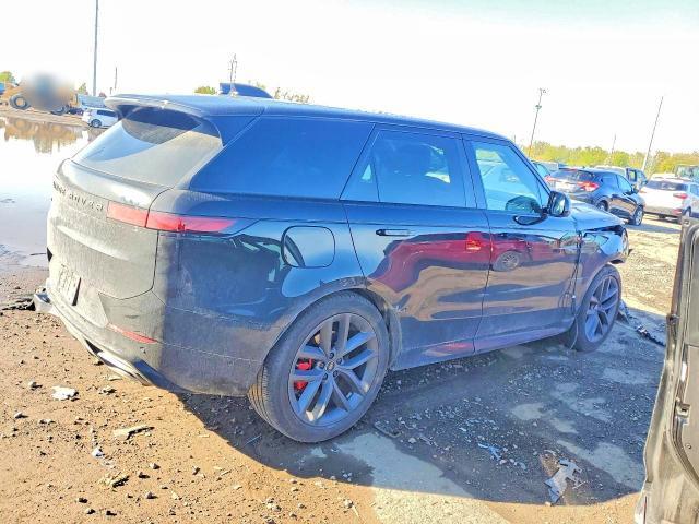 SAL1L9FU3RA400404 2024 Land Rover Range Rover photo no. 3