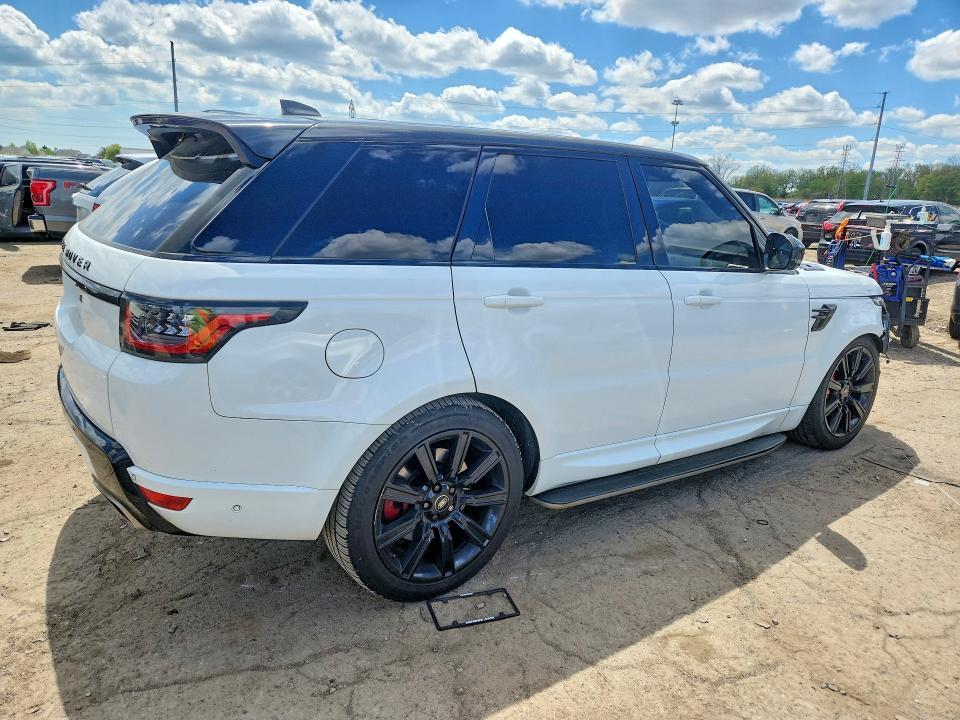 SALWR2REXKA825009 2019 Land Rover Range Rover photo no. 3