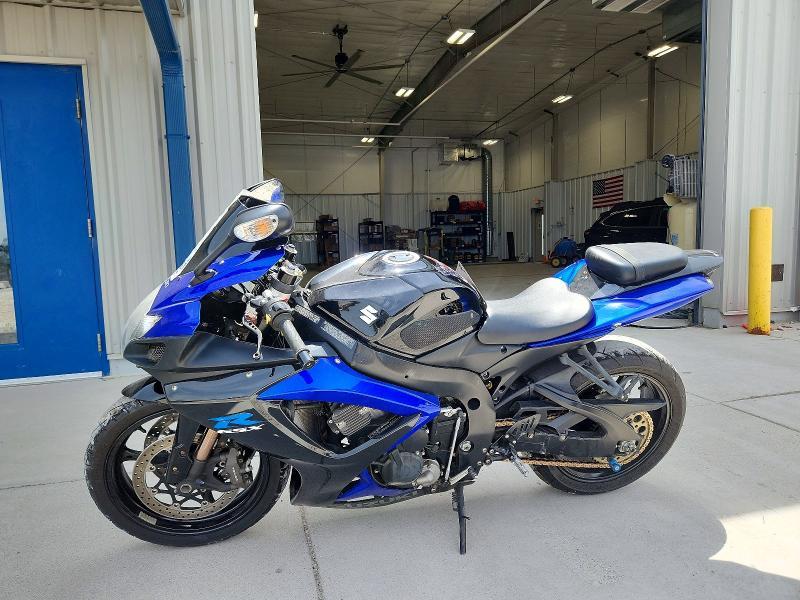 JS1GR7KA972105079 2007 Suzuki GSX-R750 photo no. 3