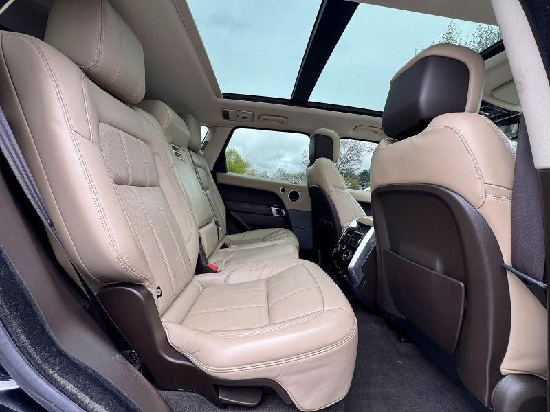 SALWR2RV3KA828527 2019 Land Rover Range Rover photo no. 6