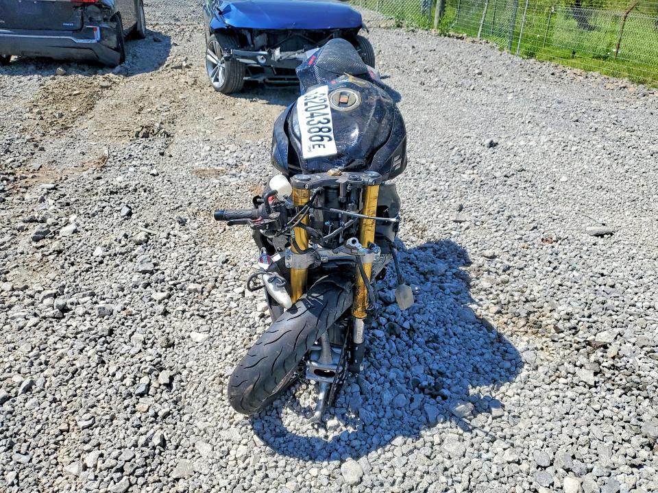 JS1GR7MA4J2101753 2018 Suzuki GSX-R750 photo no. 2