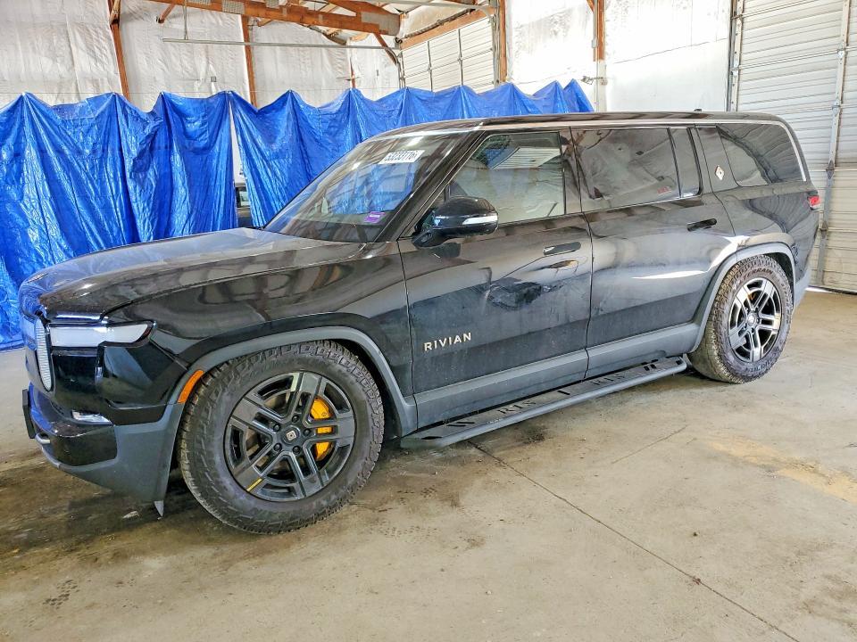 7PDSGABA3PN012584 2023 Rivian R1S photo no. 1