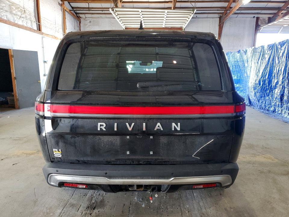 7PDSGABA3PN012584 2023 Rivian R1S photo no. 6