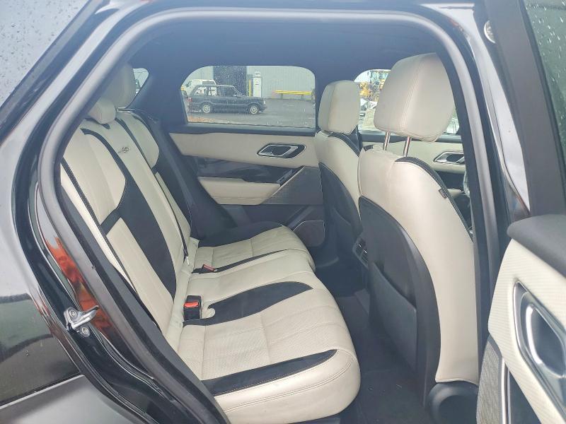 SALYL2EX7KA216915 2019 Land Rover Range Rover photo no. 10