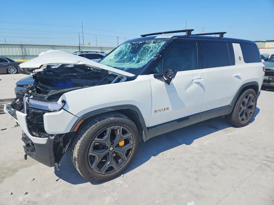 7PDSGBBP3TN086155 2026 Rivian R1S photo no. 1