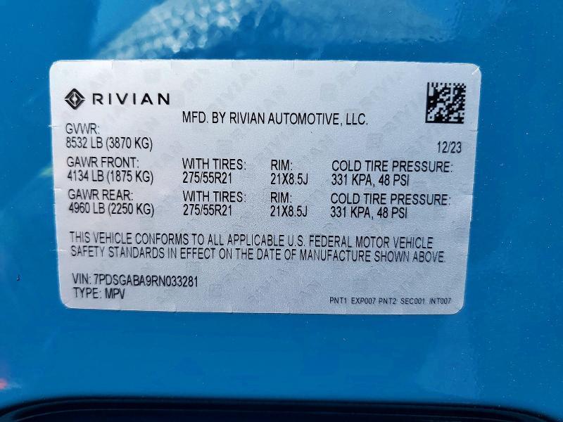 7PDSGABA9RN033281 2024 Rivian R1S photo no. 13