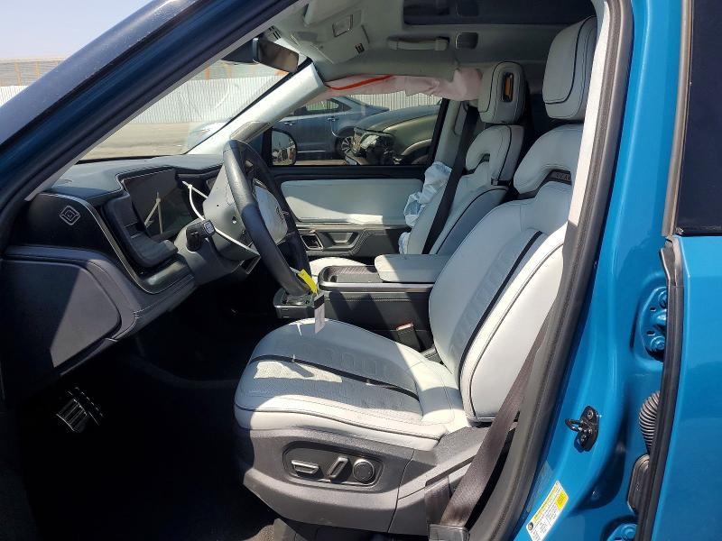 7PDSGABA9RN033281 2024 Rivian R1S photo no. 7
