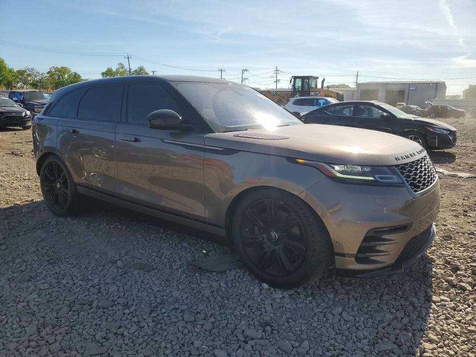 SALYL2RV0JA724490 2018 Land Rover Range Rover photo no. 4