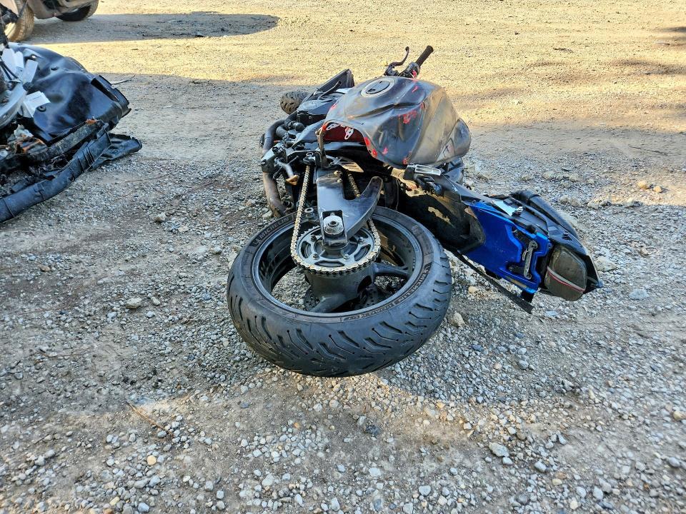 JS1GN7DA362106736 2006 Suzuki GSX-R1000 photo no. 4