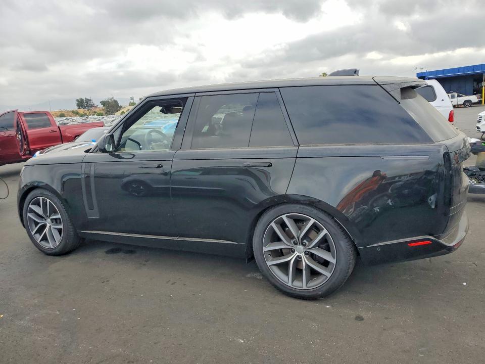 SALKP9FU4SA329258 2025 Land Rover Range Rover photo no. 2