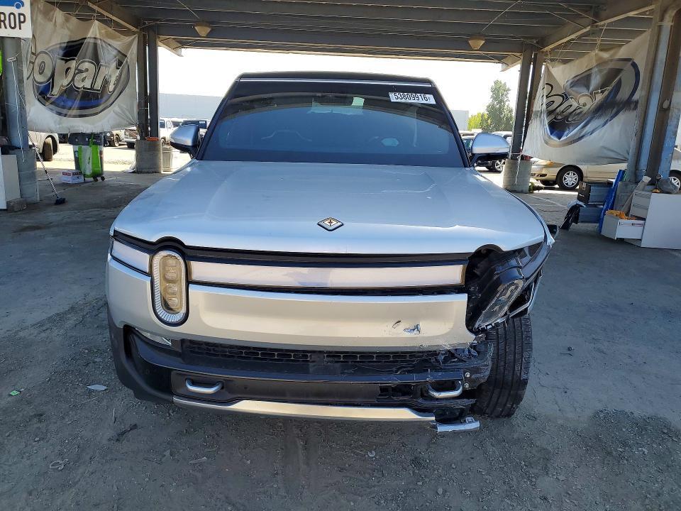 7PDSGCBA3RN035670 2024 Rivian R1S photo no. 5