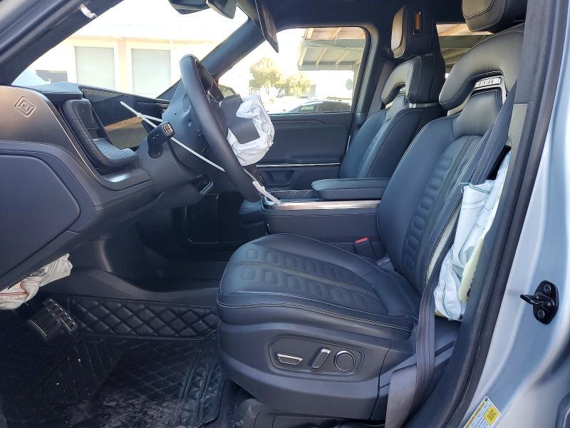 7PDSGCBA3RN035670 2024 Rivian R1S photo no. 7