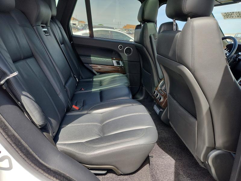 SALGR2FVXHA357669 2017 Land Rover Range Rover photo no. 10