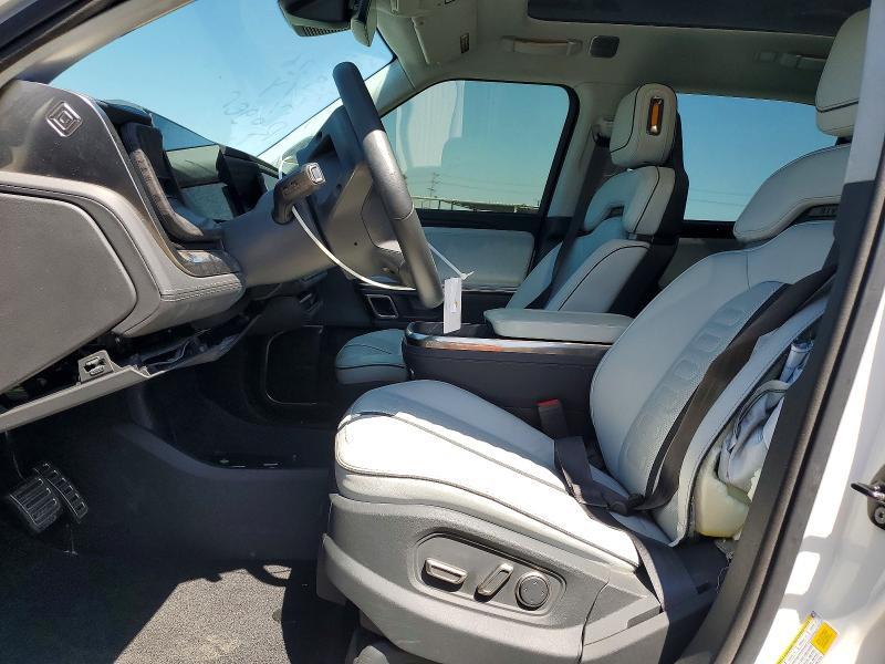 7FCTGAAAXNN015566 2022 Rivian R1T photo no. 7