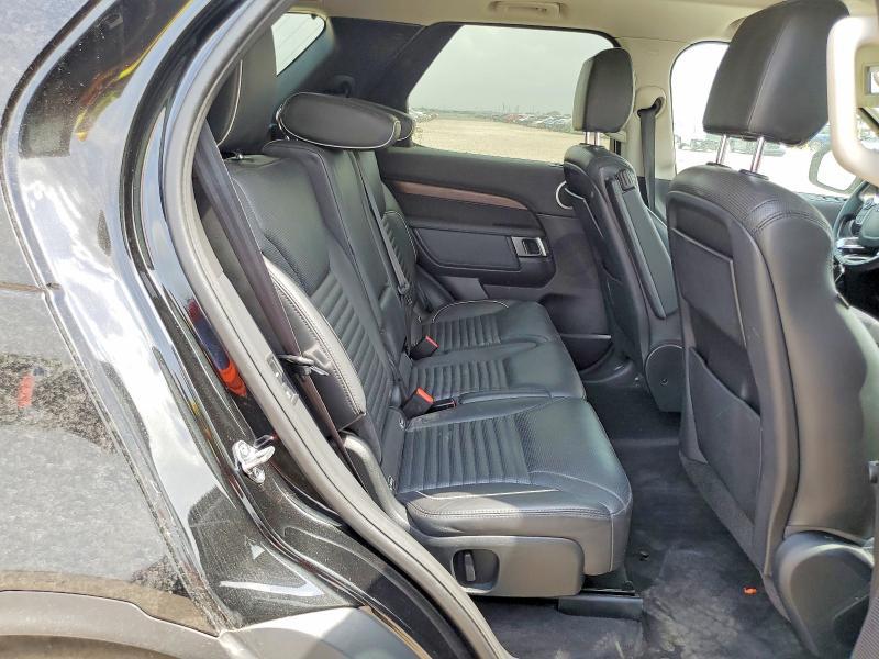SALRRBBV4HA016105 2017 Land Rover Discovery photo no. 11