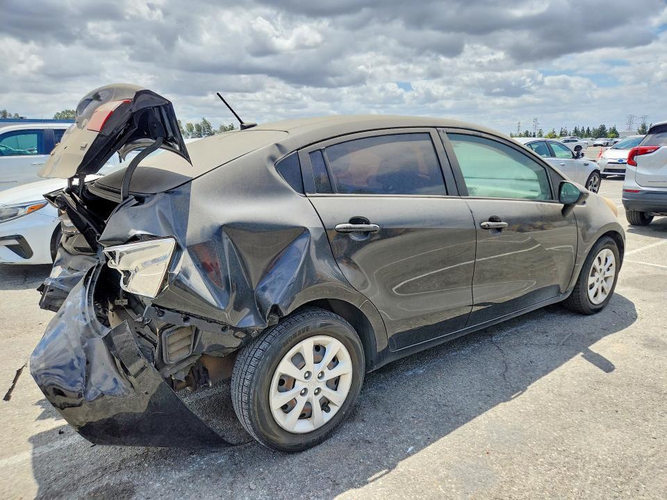 KNADM4A39F6427007 2015 KIA Rio photo no. 3