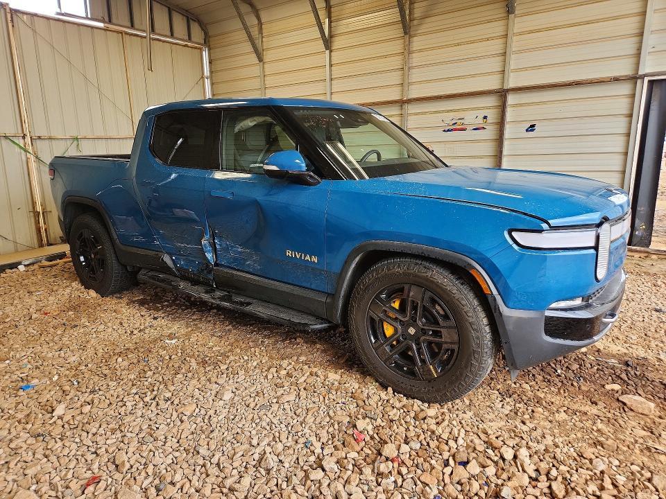 7FCTGAAAXPN026117 2023 Rivian R1T photo no. 4