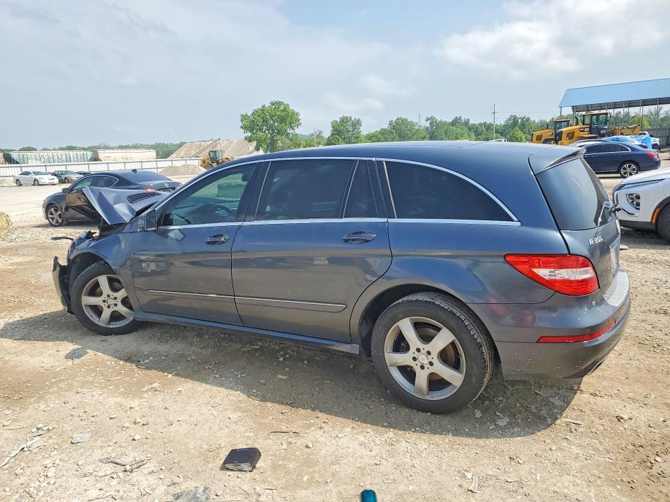 4JGCB6FE9BA113578 2011 Mercedes-Benz R-Class photo no. 2