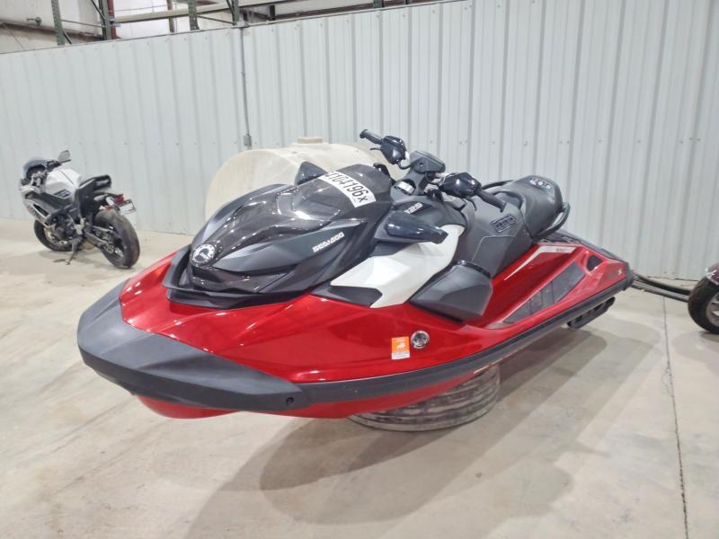 YDV67463D424 2024 Sea-Doo RXP photo no. 2