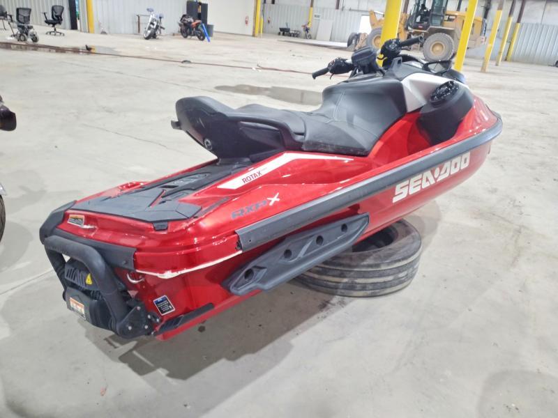 YDV67463D424 2024 Sea-Doo RXP photo no. 4