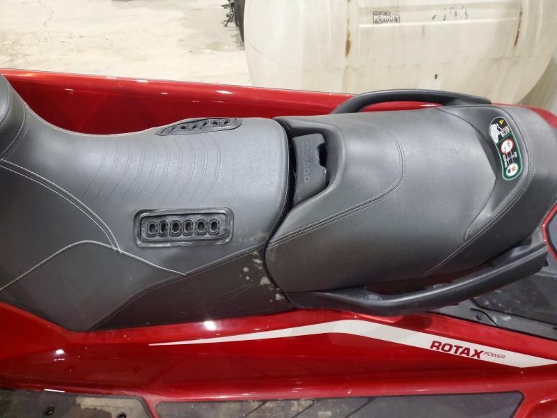 YDV67463D424 2024 Sea-Doo RXP photo no. 7