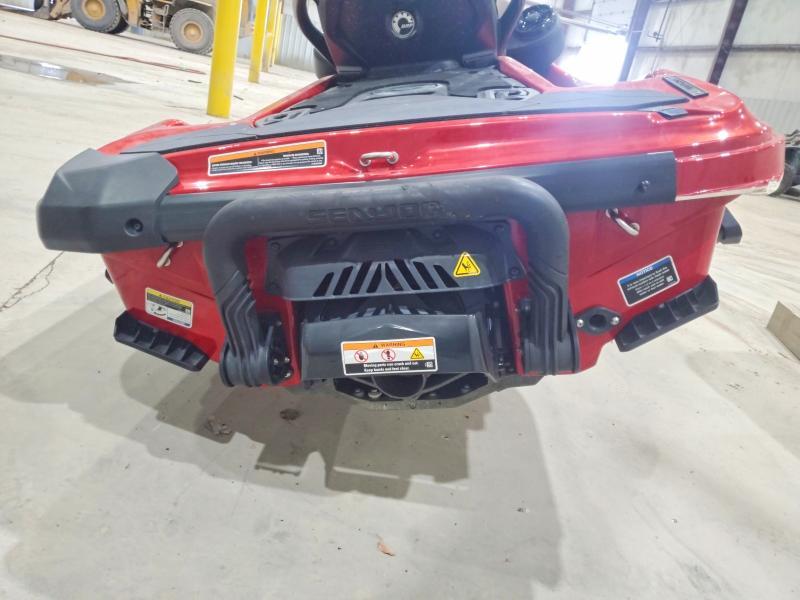 YDV67463D424 2024 Sea-Doo RXP photo no. 9