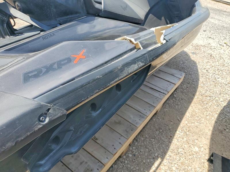 YDV59109A323 2023 Sea-Doo RXP-X photo no. 9