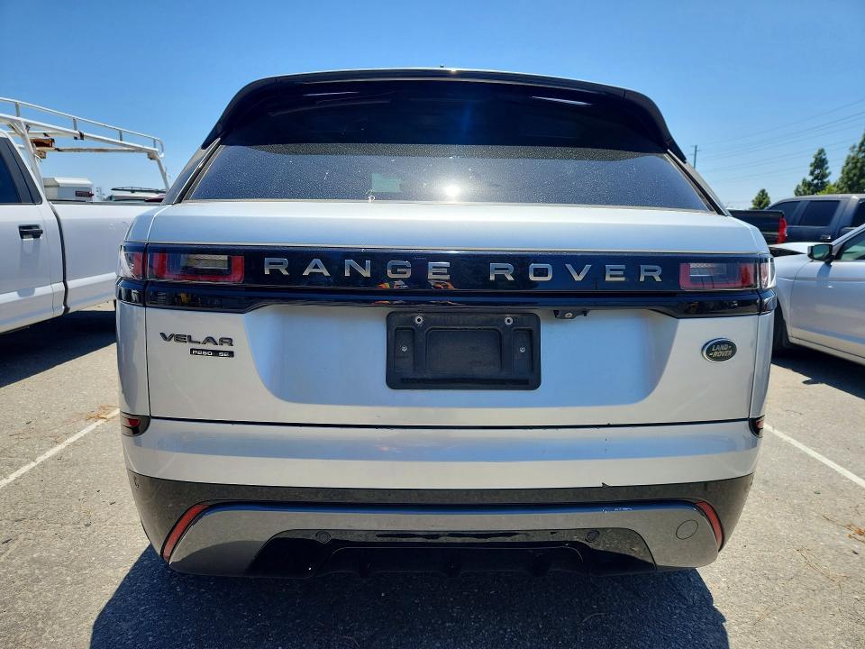 SALYL2RX8JA775415 2018 Land Rover Range Rover photo no. 6