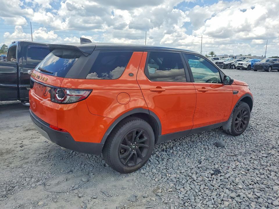 SALCR2BG7HH713380 2017 Land Rover Discovery photo no. 3