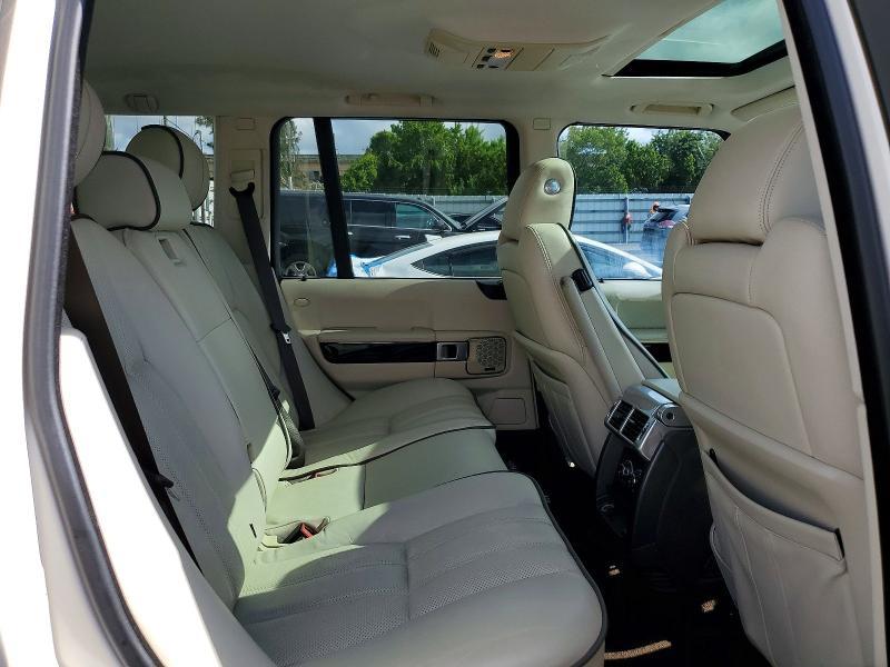 SALMF1D43AA308075 2010 Land Rover Range Rover photo no. 11