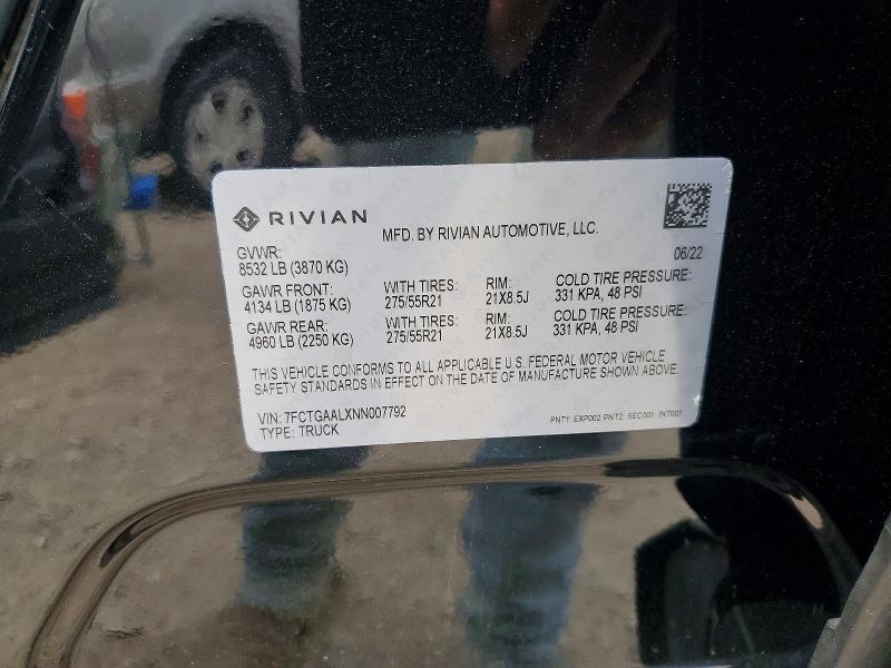 7FCTGAALXNN007792 2022 Rivian R1T photo no. 12