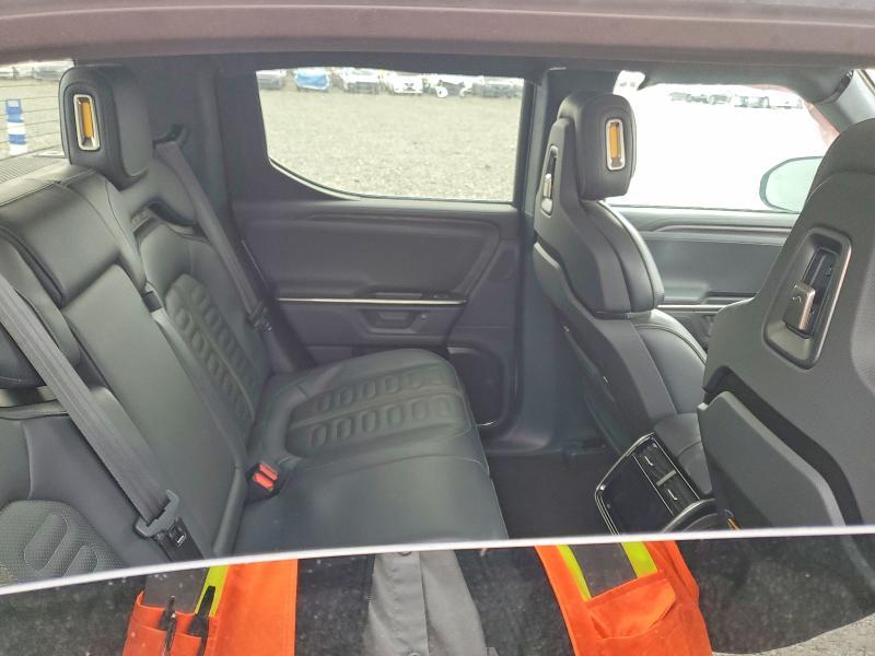 7FCTGBAA5SN035063 2025 Rivian R1T photo no. 10