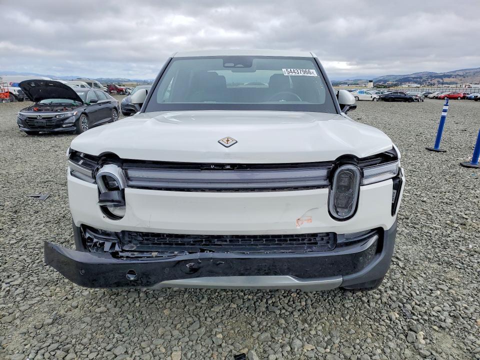 7FCTGBAA5SN035063 2025 Rivian R1T photo no. 5