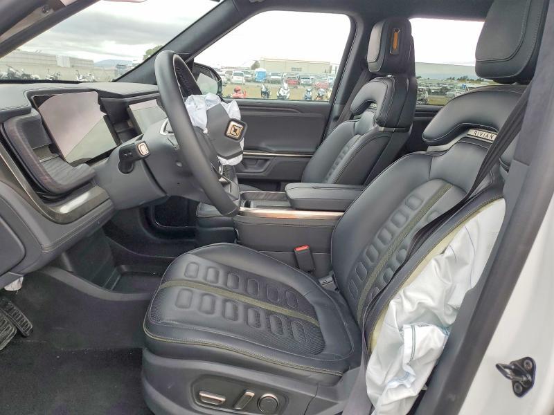 7FCTGBAA5SN035063 2025 Rivian R1T photo no. 7