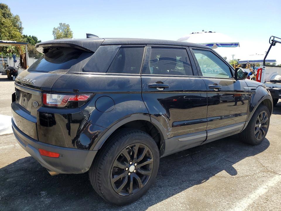 SALVP2BG3HH208435 2017 Land Rover Range Rover photo no. 3