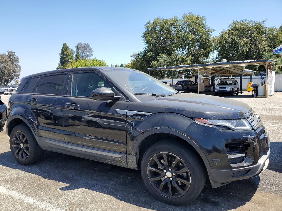 SALVP2BG3HH208435 2017 Land Rover Range Rover photo no. 4